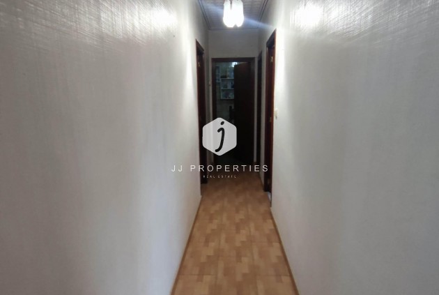 Segunda mano - Apartamento / piso -
Cox - Comunidad Valenciana