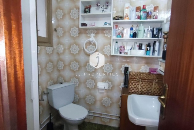 Segunda mano - Apartamento / piso -
Cox - Comunidad Valenciana