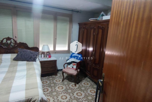 Segunda mano - Apartamento / piso -
Cox - Comunidad Valenciana