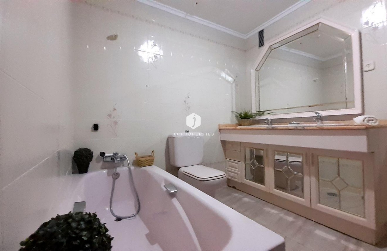 D'occasion - Appartement -
Torrevieja