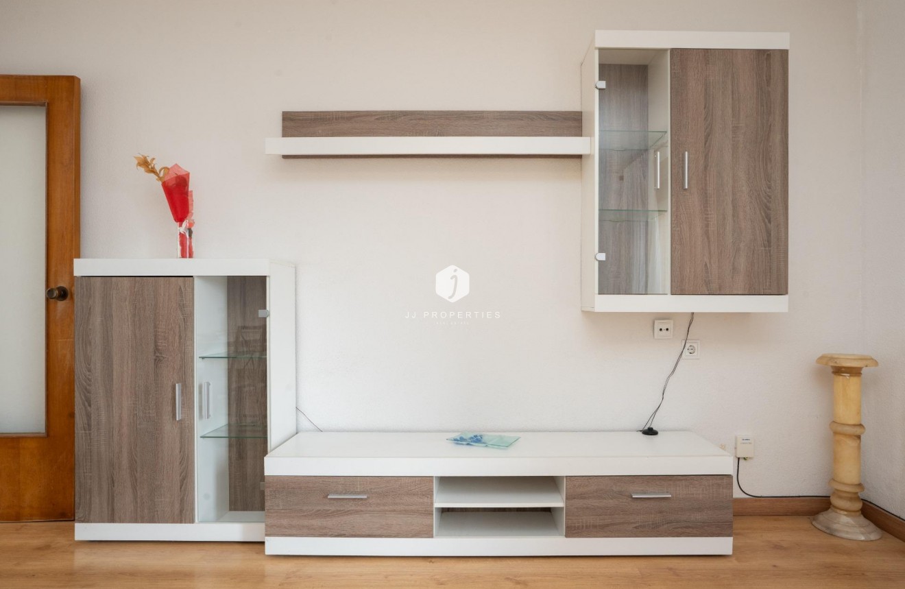 Segunda mano - Apartamento / piso -
Torrevieja - El Acequión - Los Náufragos