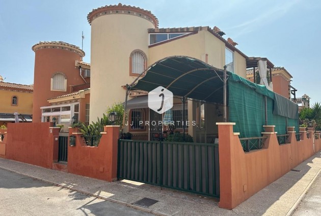 Tweedehands - Villa -
Orihuela Costa - Playa Flamenca