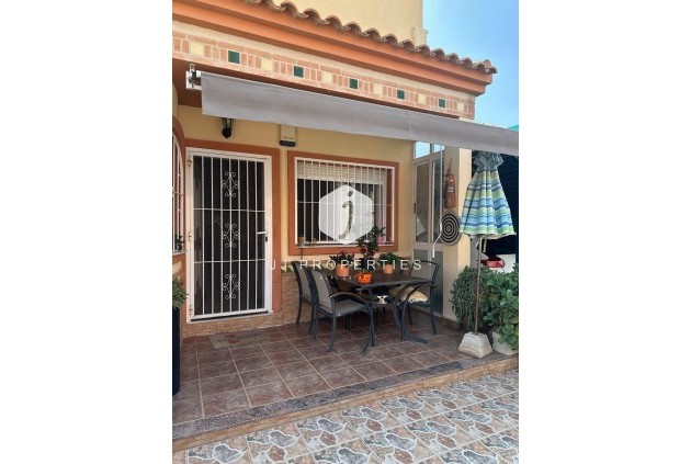 Tweedehands - Villa -
Orihuela Costa - Playa Flamenca