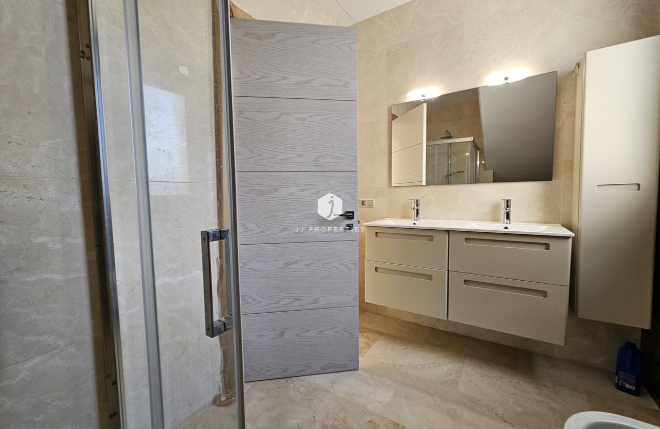 Segunda mano - Villa -
La Zenia - Costa Blanca