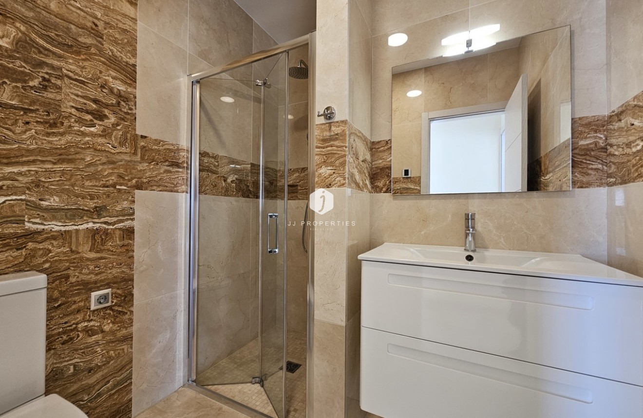 Segunda mano - Villa -
La Zenia - Costa Blanca