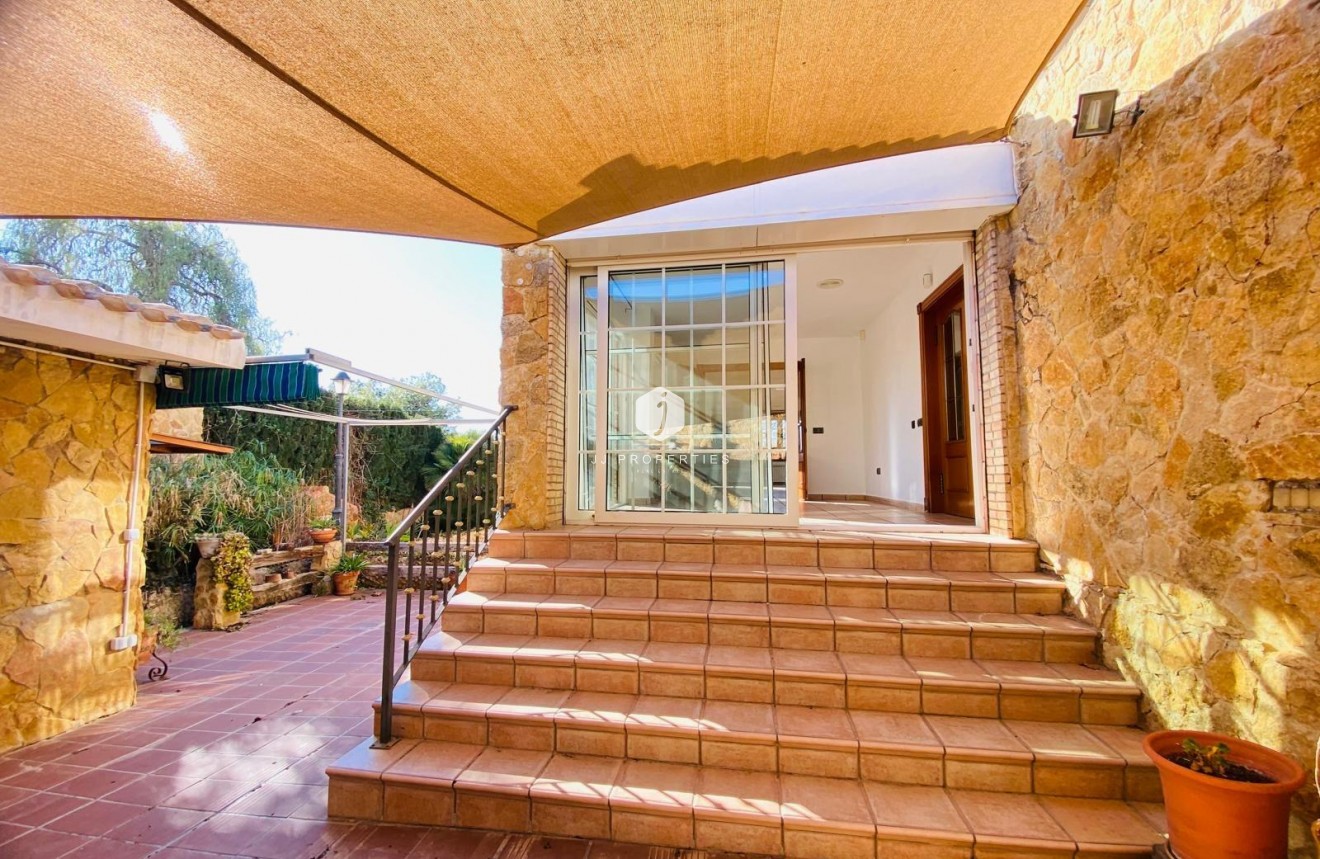 Segunda mano - Villa -
Orihuela Costa - La Florida