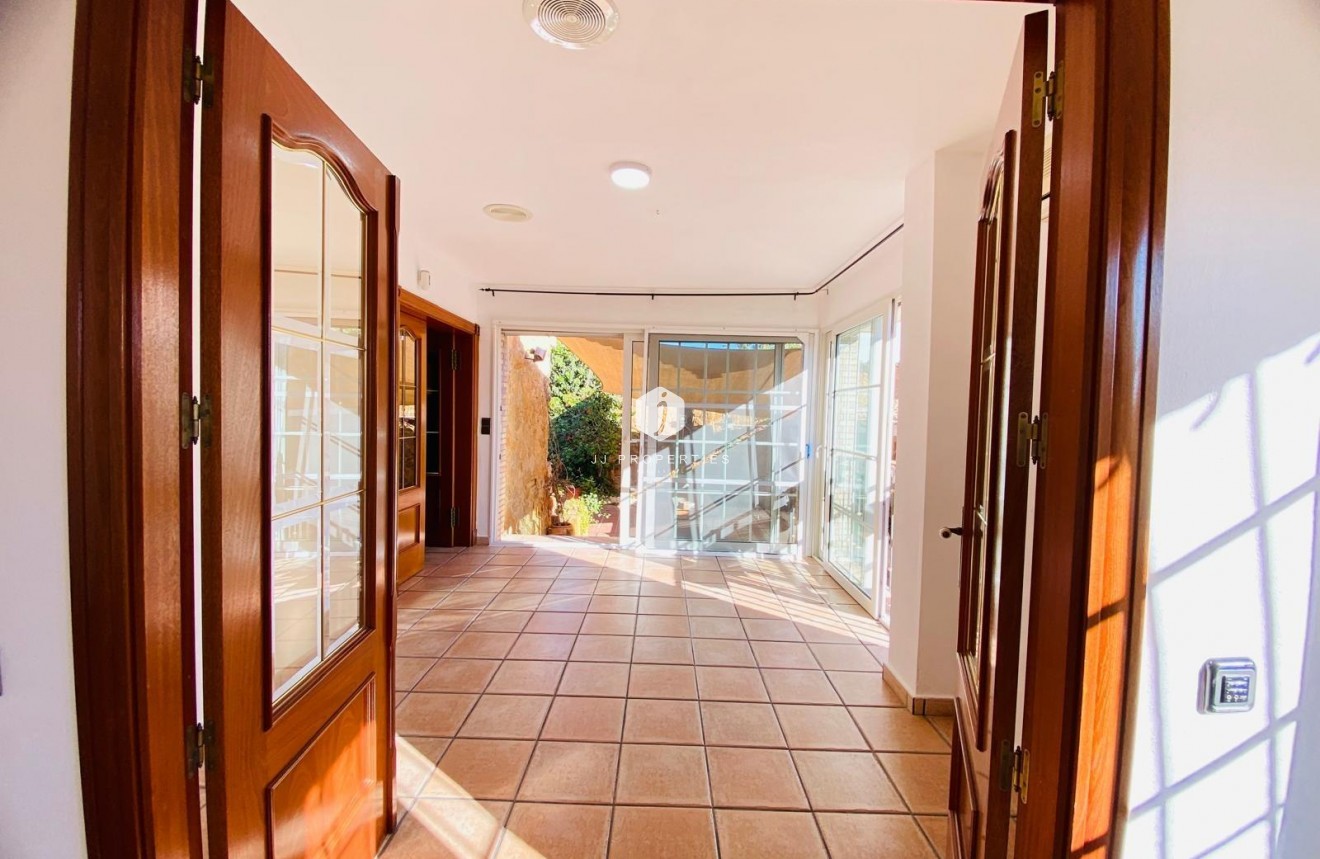 Segunda mano - Villa -
Orihuela Costa - La Florida