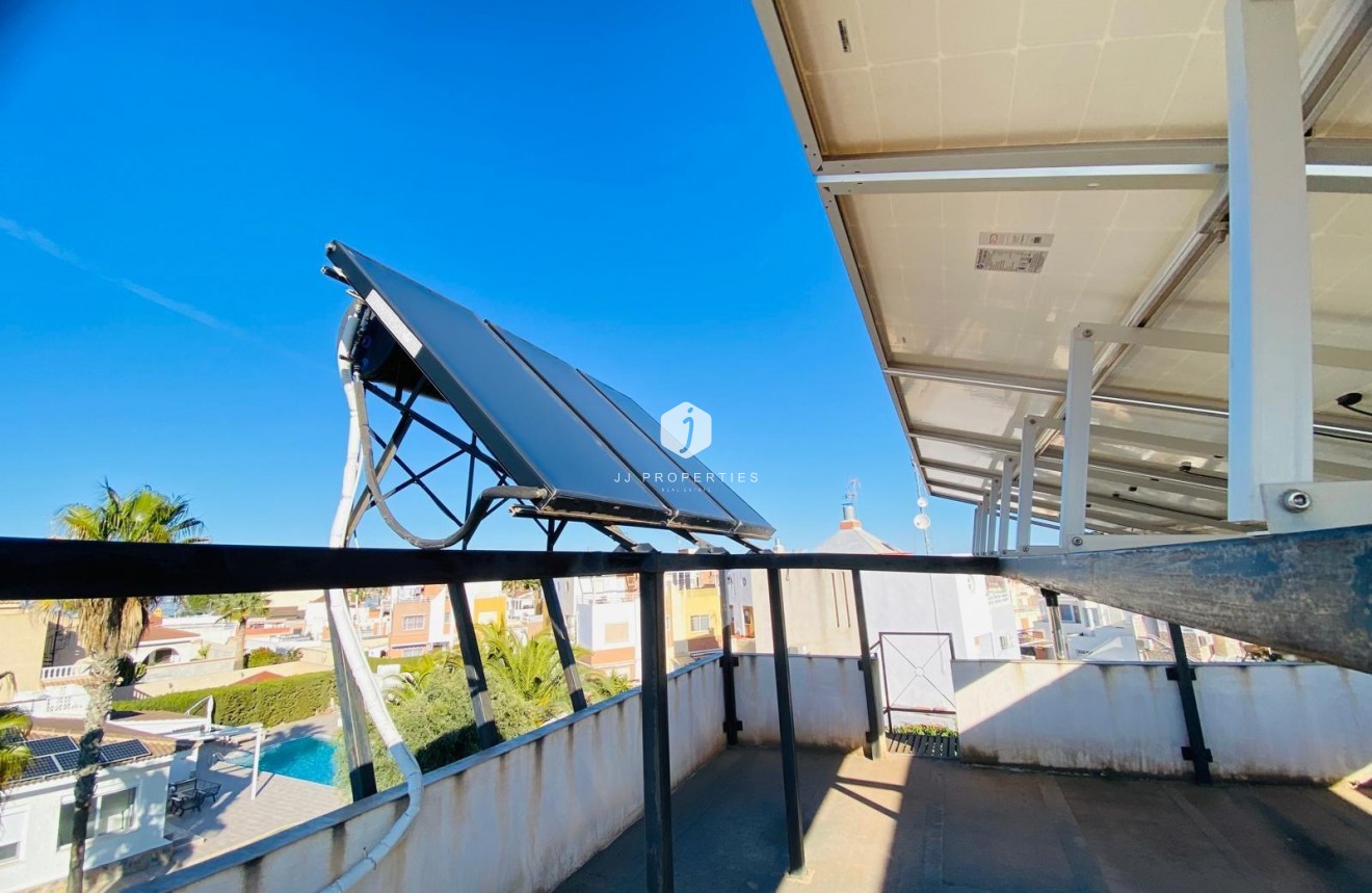 Segunda mano - Villa -
Orihuela Costa - La Florida