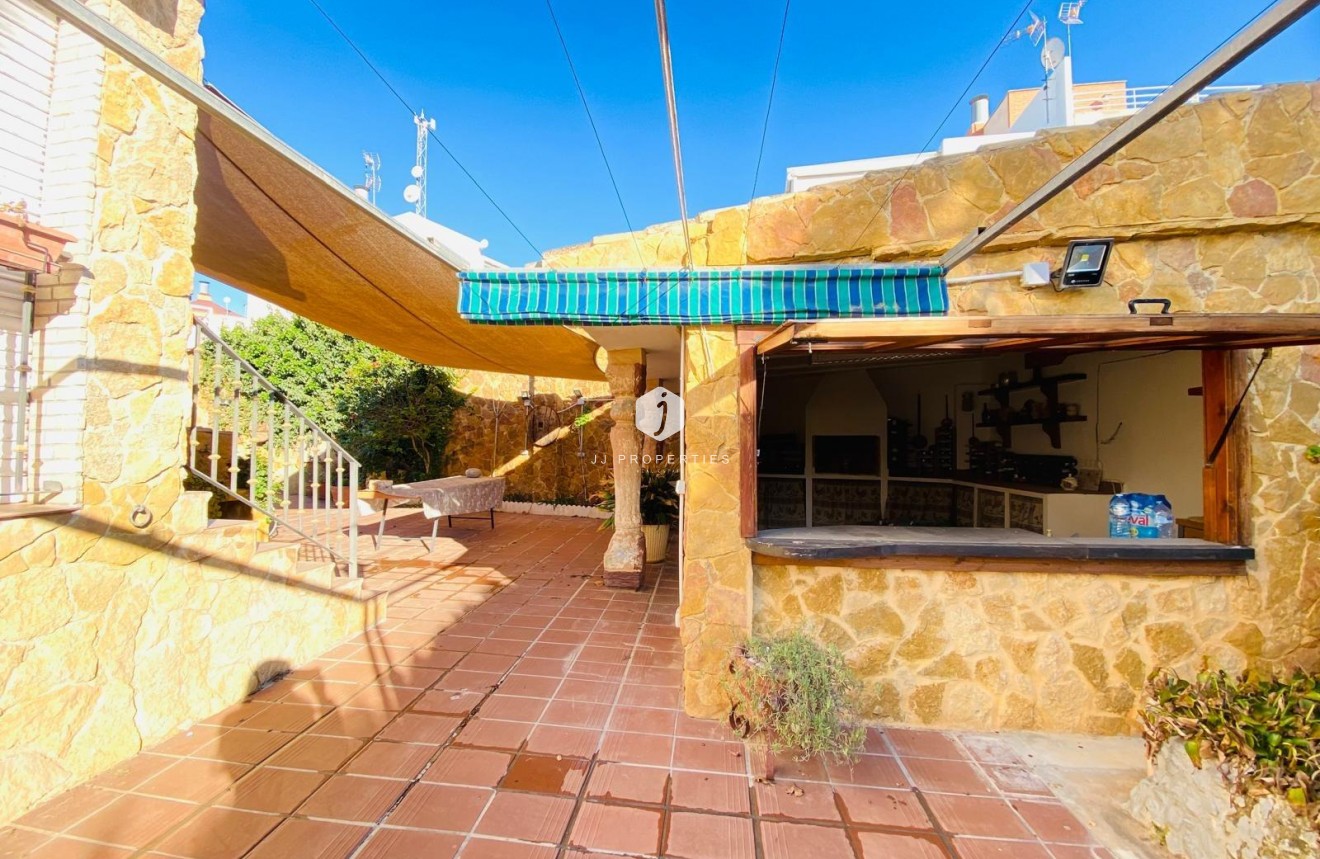 Segunda mano - Villa -
Orihuela Costa - La Florida