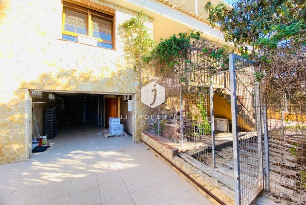 Segunda mano - Villa -
Orihuela Costa - La Florida