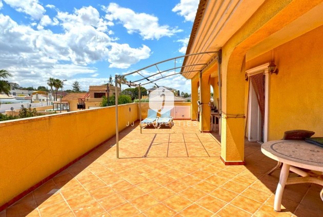 Tweedehands - Villa -
Torrevieja - Costa Blanca