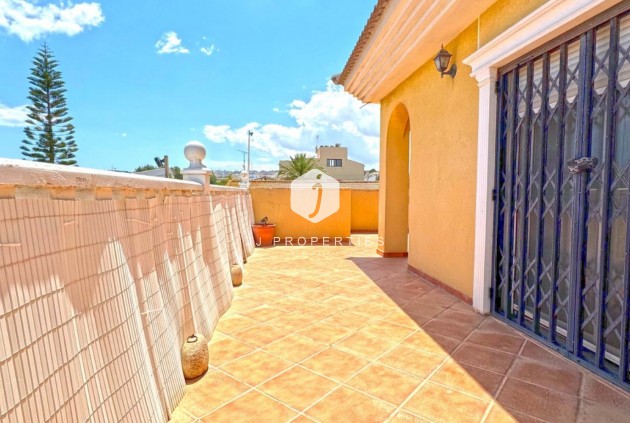 Tweedehands - Villa -
Torrevieja - Costa Blanca