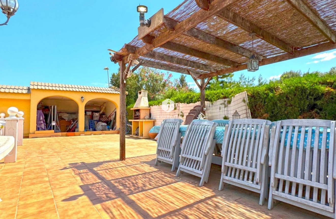 Tweedehands - Villa -
Torrevieja - Costa Blanca