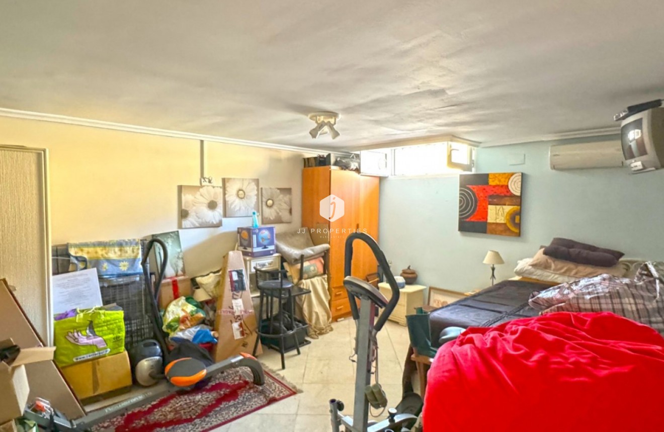 Tweedehands - Villa -
Torrevieja - Costa Blanca