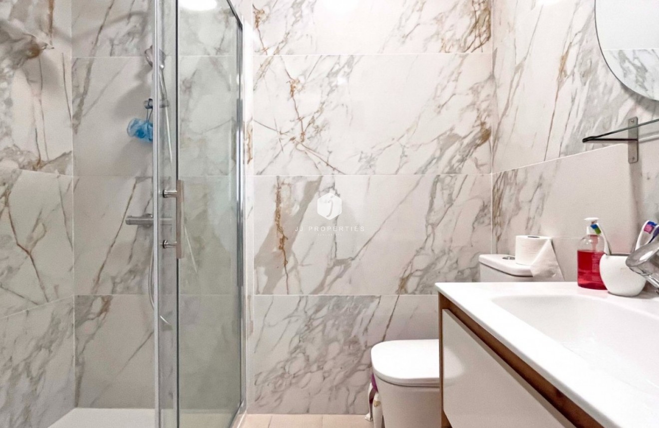 D'occasion - Bungalow -
Orihuela Costa - Costa Blanca