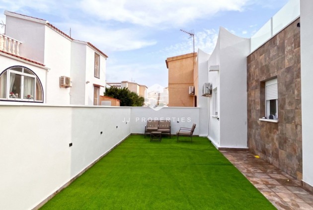 D'occasion - Bungalow -
Orihuela Costa - Costa Blanca