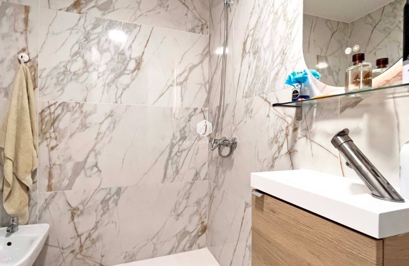 D'occasion - Bungalow -
Orihuela Costa - Costa Blanca