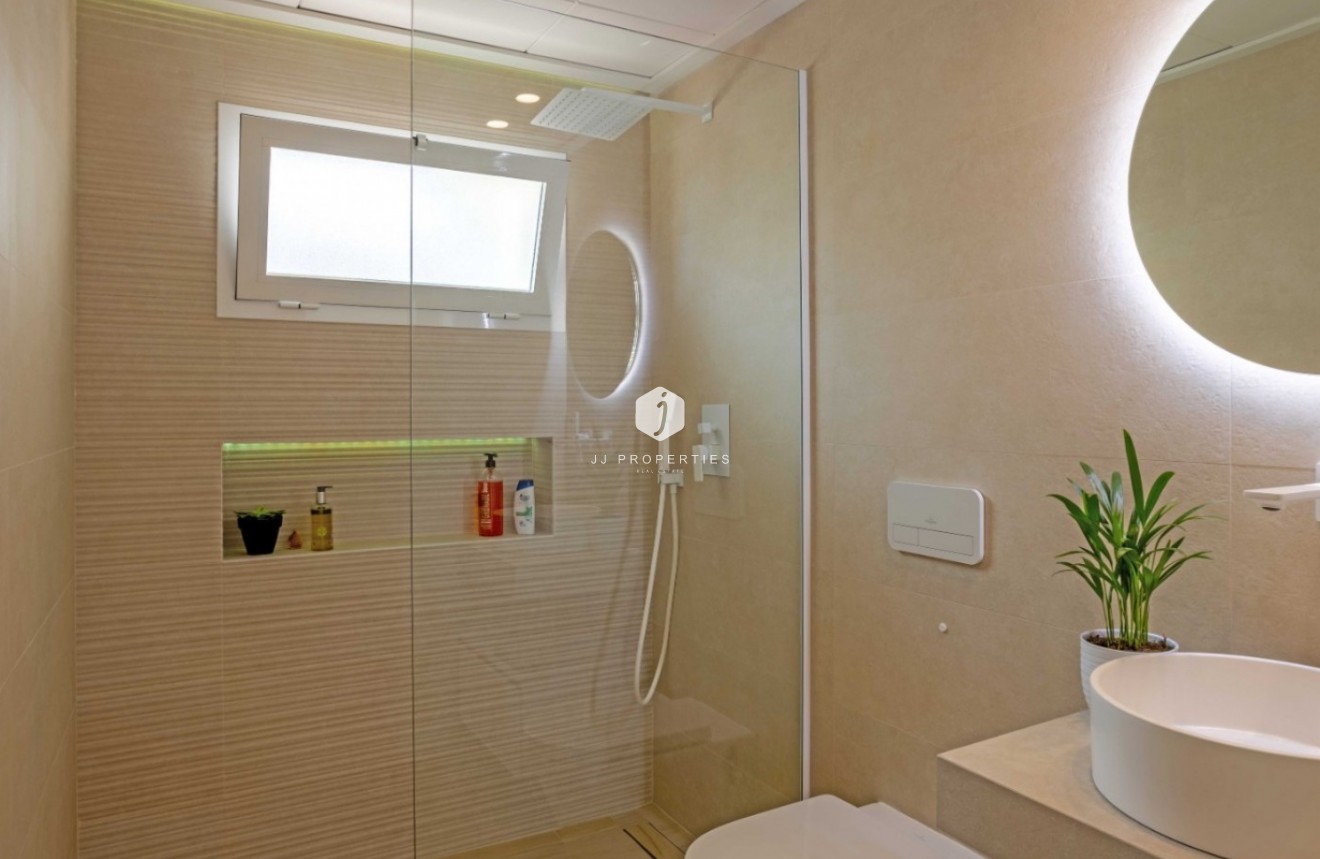 Segunda mano - Apartamento / piso -
Orihuela Costa - Costa Blanca