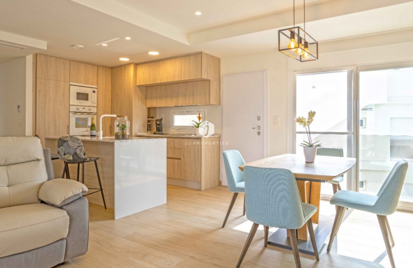 Segunda mano - Apartamento / piso -
Orihuela Costa - Costa Blanca