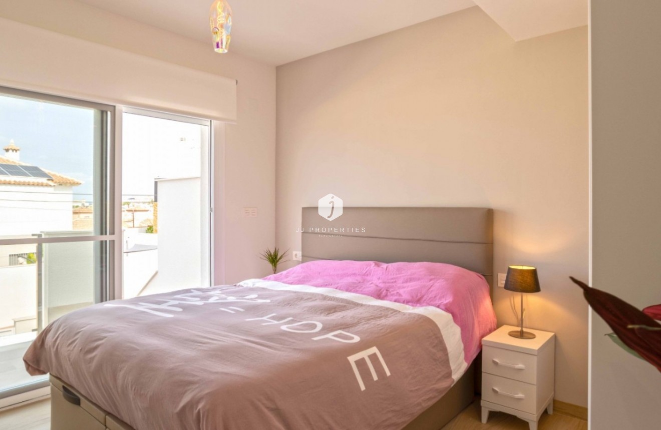 Segunda mano - Apartamento / piso -
Orihuela Costa - Costa Blanca