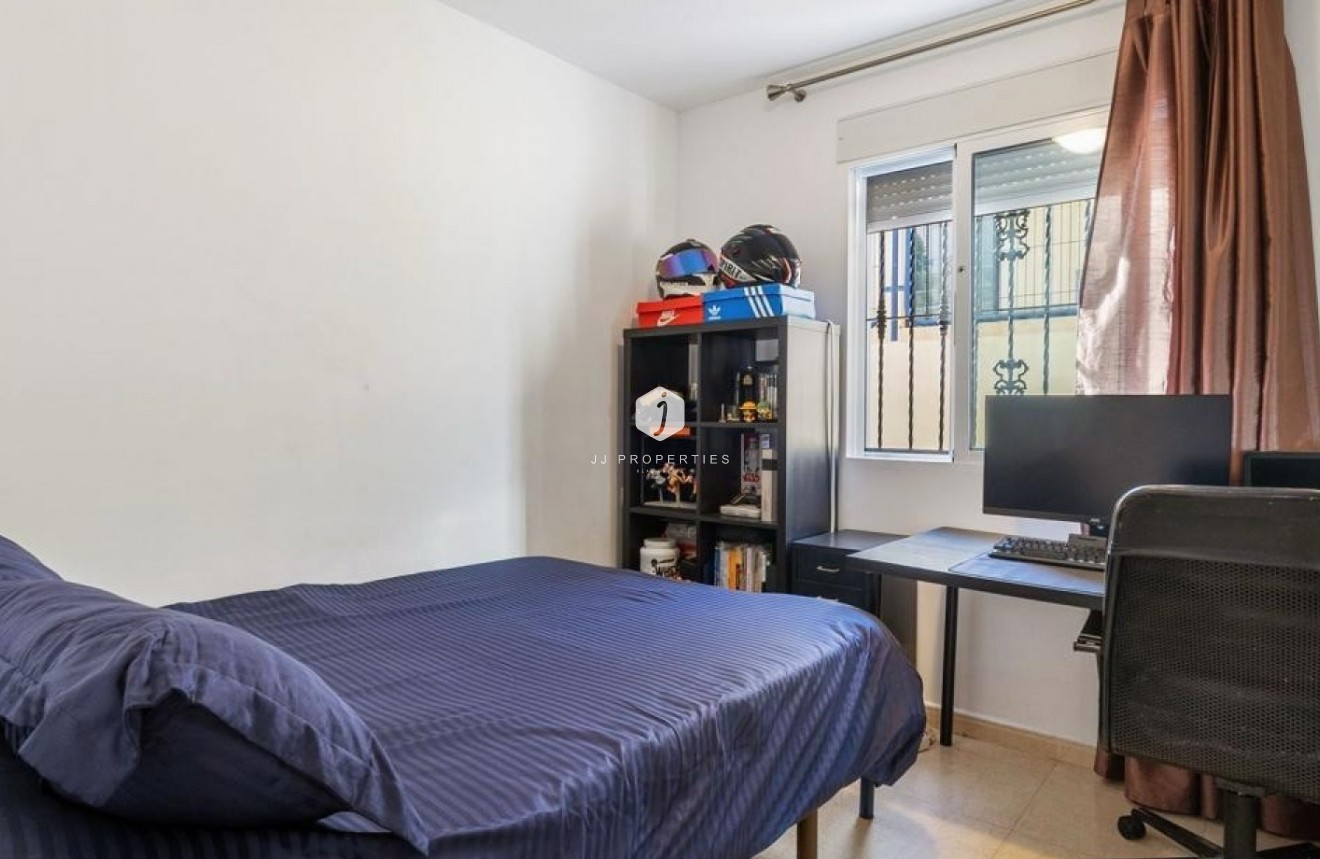 Segunda mano - Villa -
Orihuela Costa - Costa Blanca