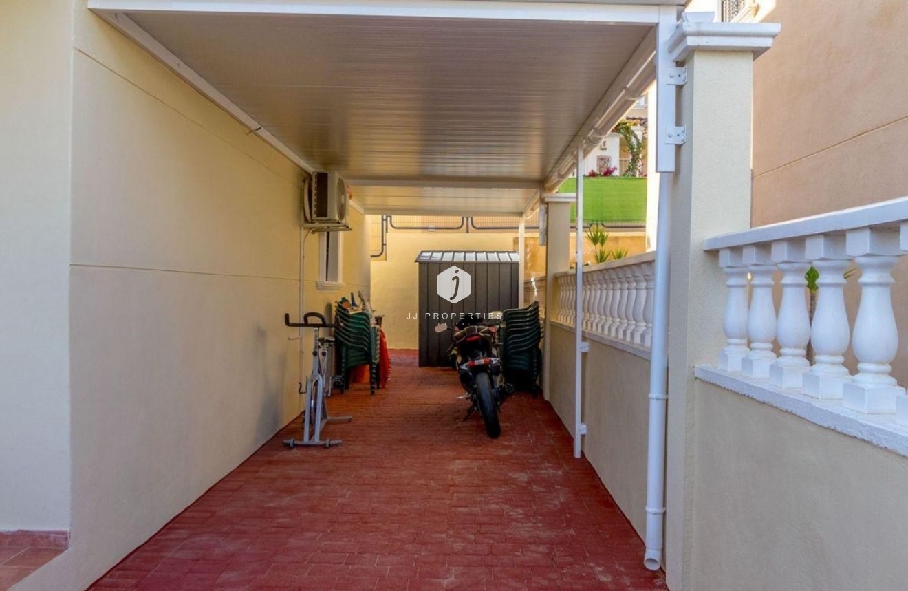 Segunda mano - Villa -
Orihuela Costa - Costa Blanca