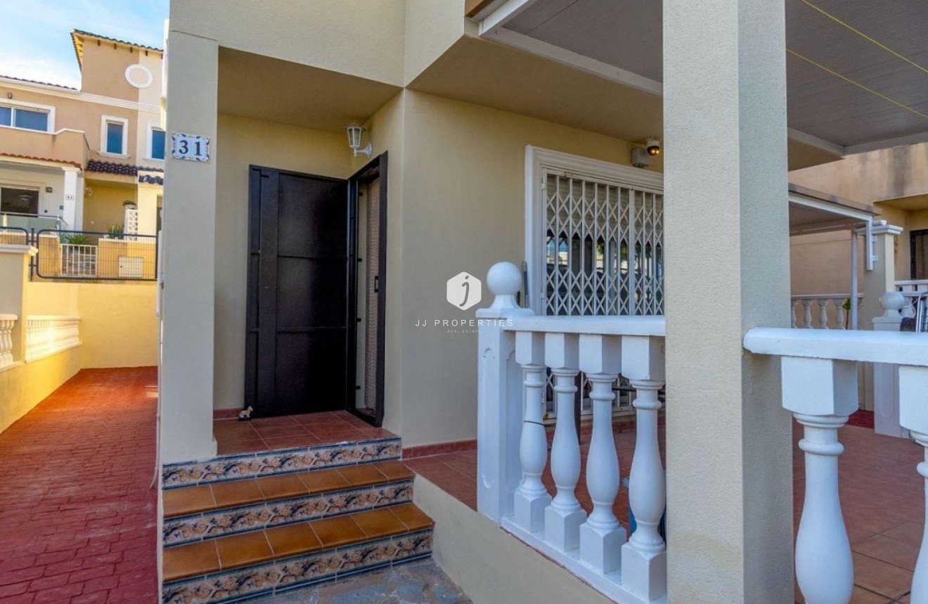 Segunda mano - Villa -
Orihuela Costa - Costa Blanca