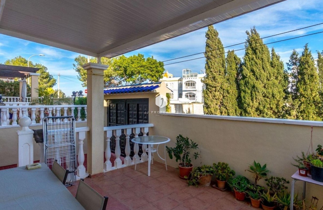 Segunda mano - Villa -
Orihuela Costa - Costa Blanca