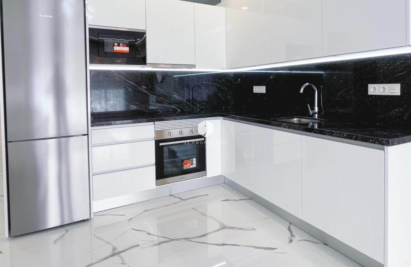 Segunda mano - Apartamento / piso -
Torrevieja - Costa Blanca