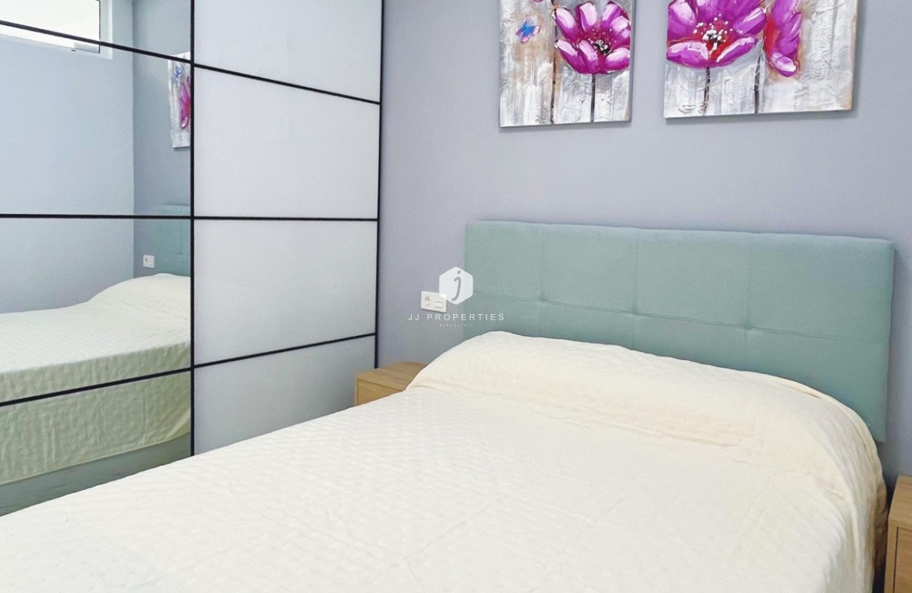 Segunda mano - Apartamento / piso -
Torrevieja - Costa Blanca