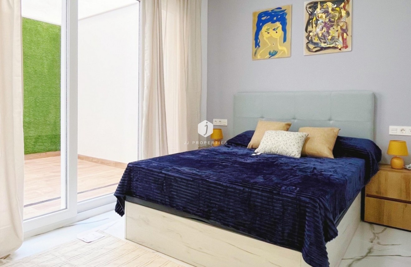 Segunda mano - Apartamento / piso -
Torrevieja - Costa Blanca