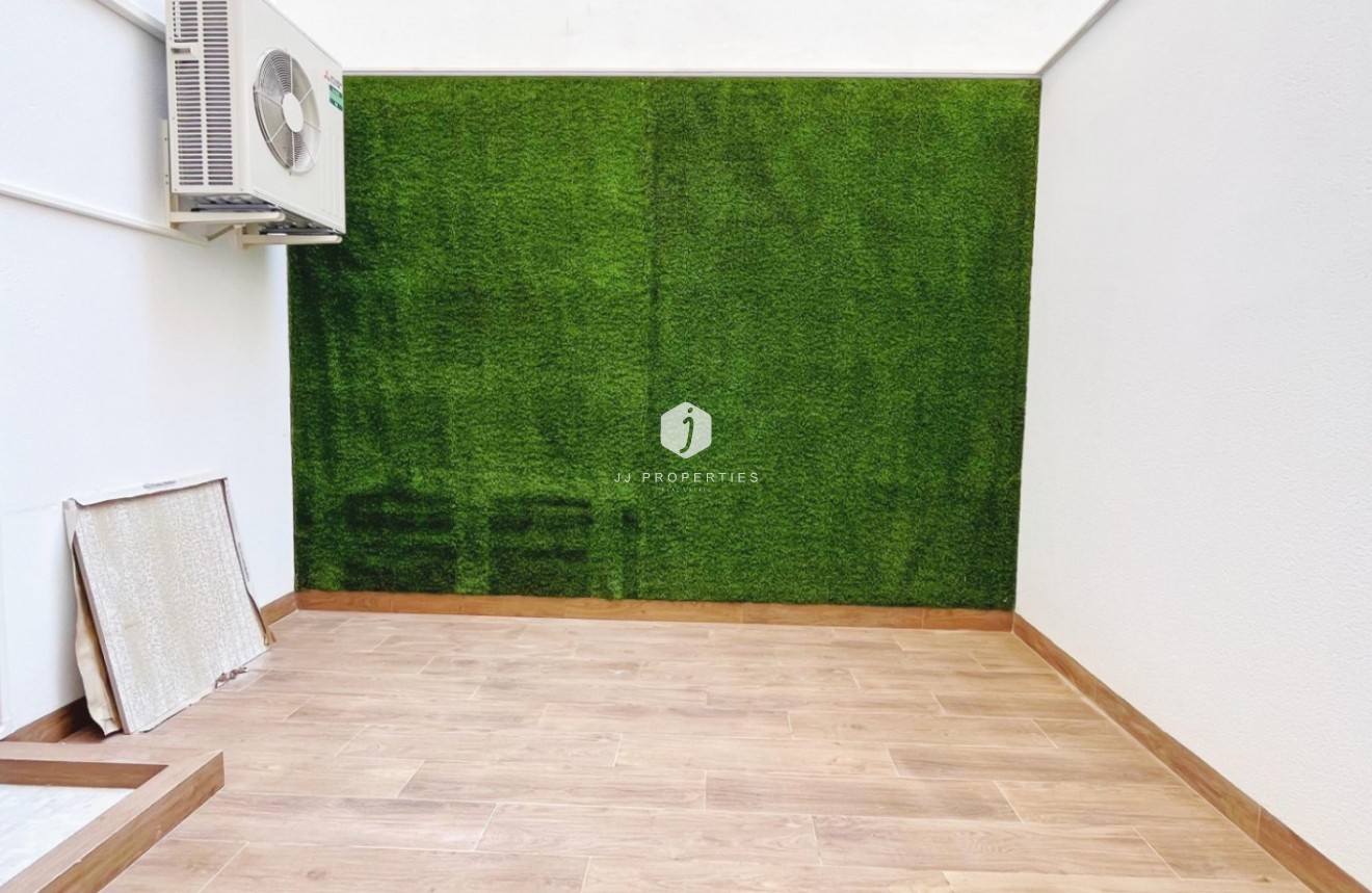 Segunda mano - Apartamento / piso -
Torrevieja - Costa Blanca