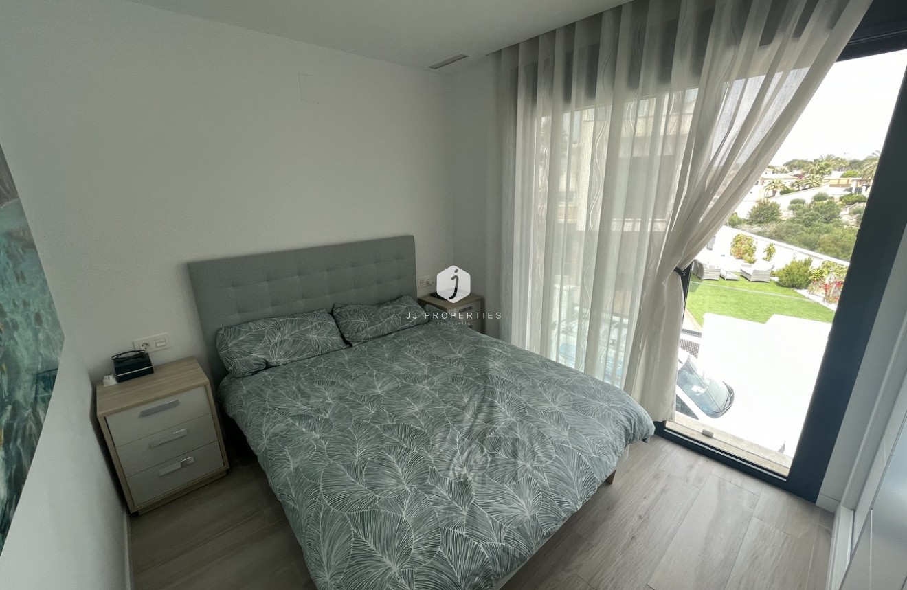 Segunda mano - Villa -
Cabo Roig - Costa Blanca