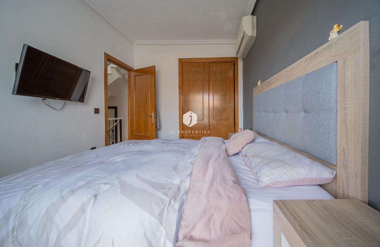 Segunda mano - Chalet -
Orihuela Costa - PAU 26