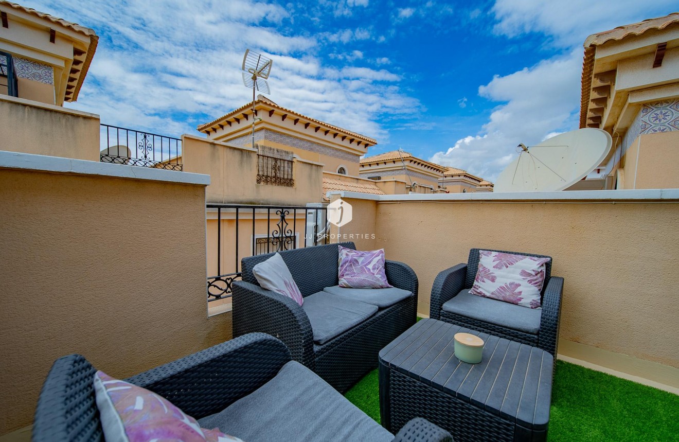 Segunda mano - Chalet -
Orihuela Costa - PAU 26