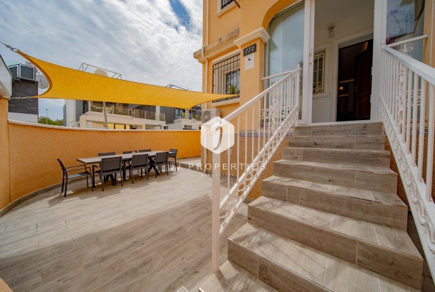 Segunda mano - Chalet -
Orihuela Costa - PAU 26