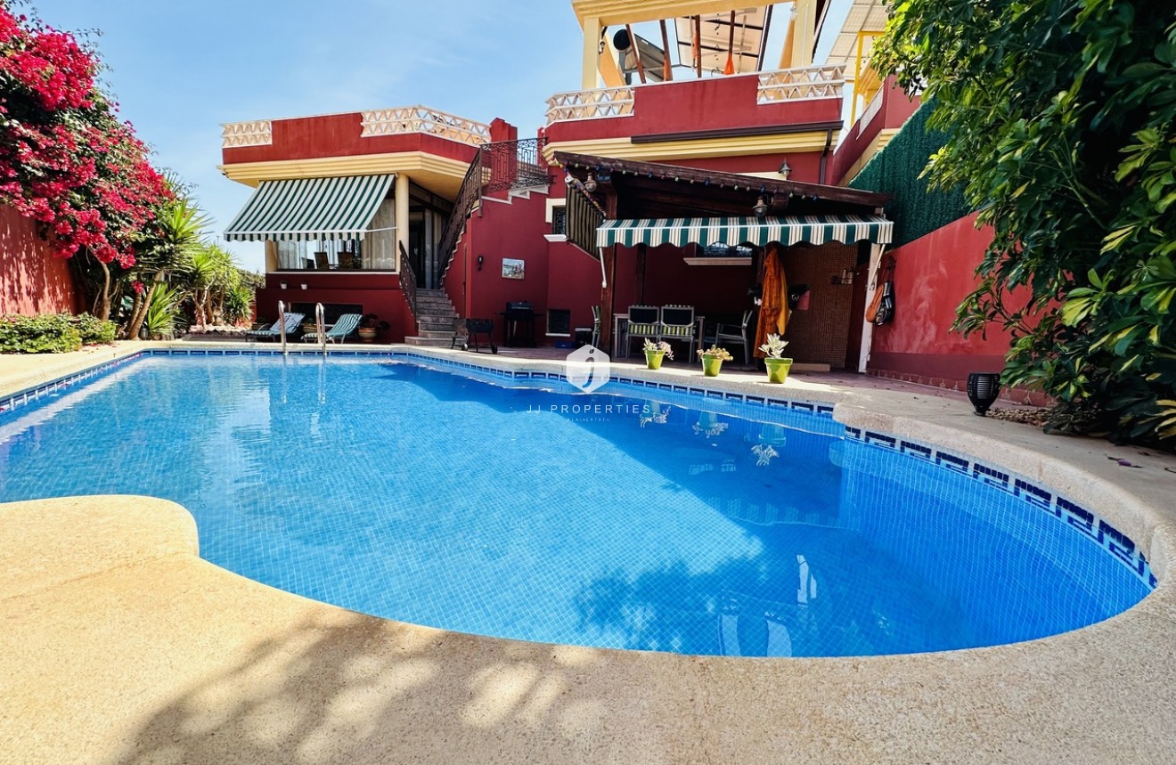 Segunda mano - Villa -
Ciudad Quesada - Costa Blanca