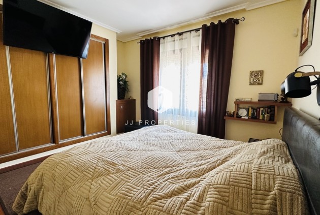 Segunda mano - Villa -
Ciudad Quesada - Costa Blanca