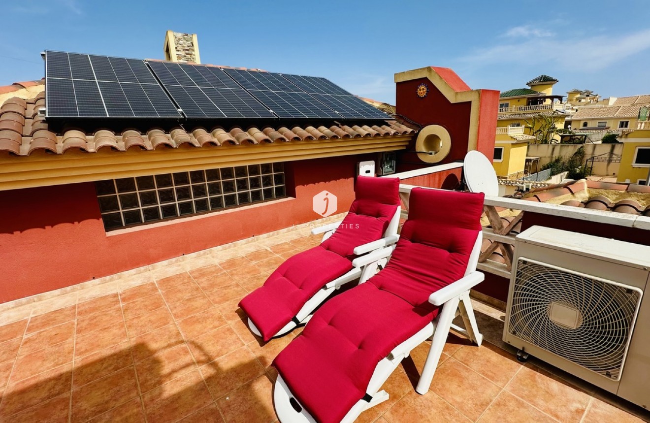 Segunda mano - Villa -
Ciudad Quesada - Costa Blanca