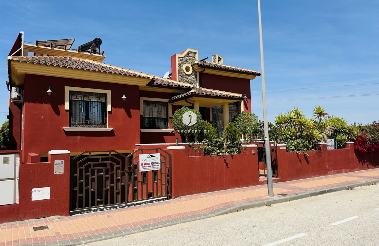 Segunda mano - Villa -
Ciudad Quesada - Costa Blanca