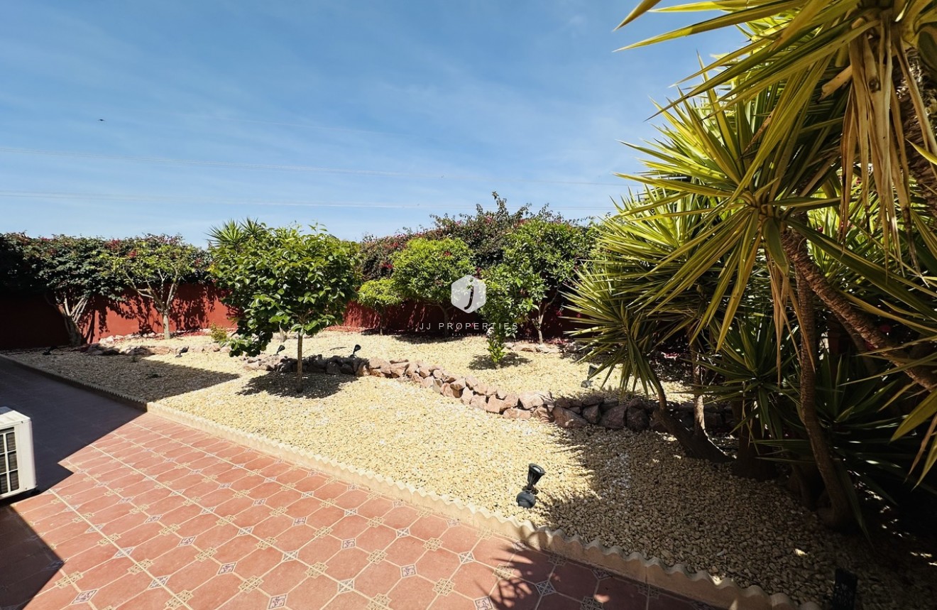 Segunda mano - Villa -
Ciudad Quesada - Costa Blanca