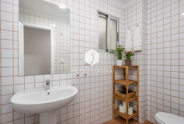 Segunda mano - Apartamento / piso -
Guardamar del Segura - Pueblo