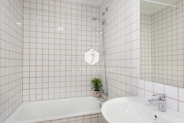 Segunda mano - Apartamento / piso -
Guardamar del Segura - Pueblo