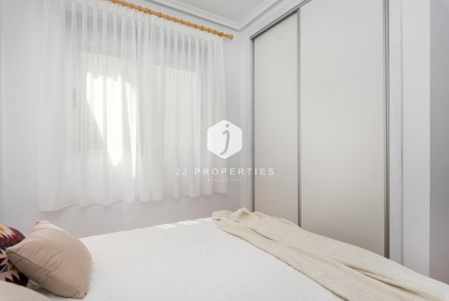 Segunda mano - Apartamento / piso -
Guardamar del Segura - Pueblo