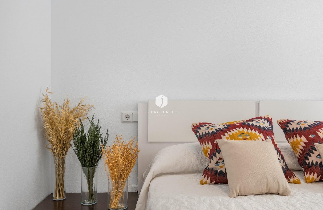 Segunda mano - Apartamento / piso -
Guardamar del Segura - Pueblo