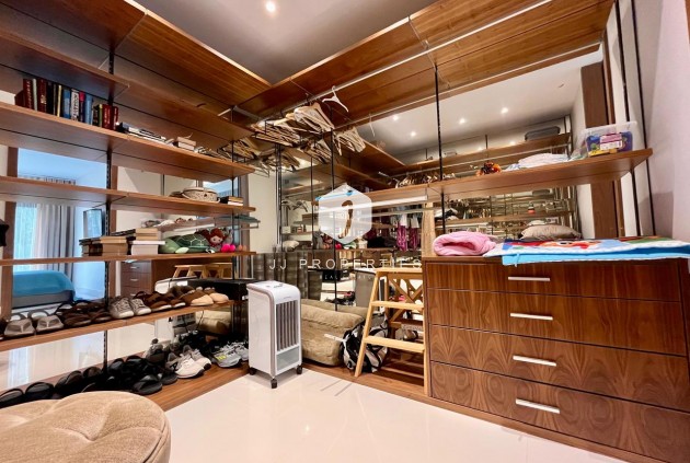 Segunda mano - Villa -
Dehesa de Campoamor - Costa Blanca