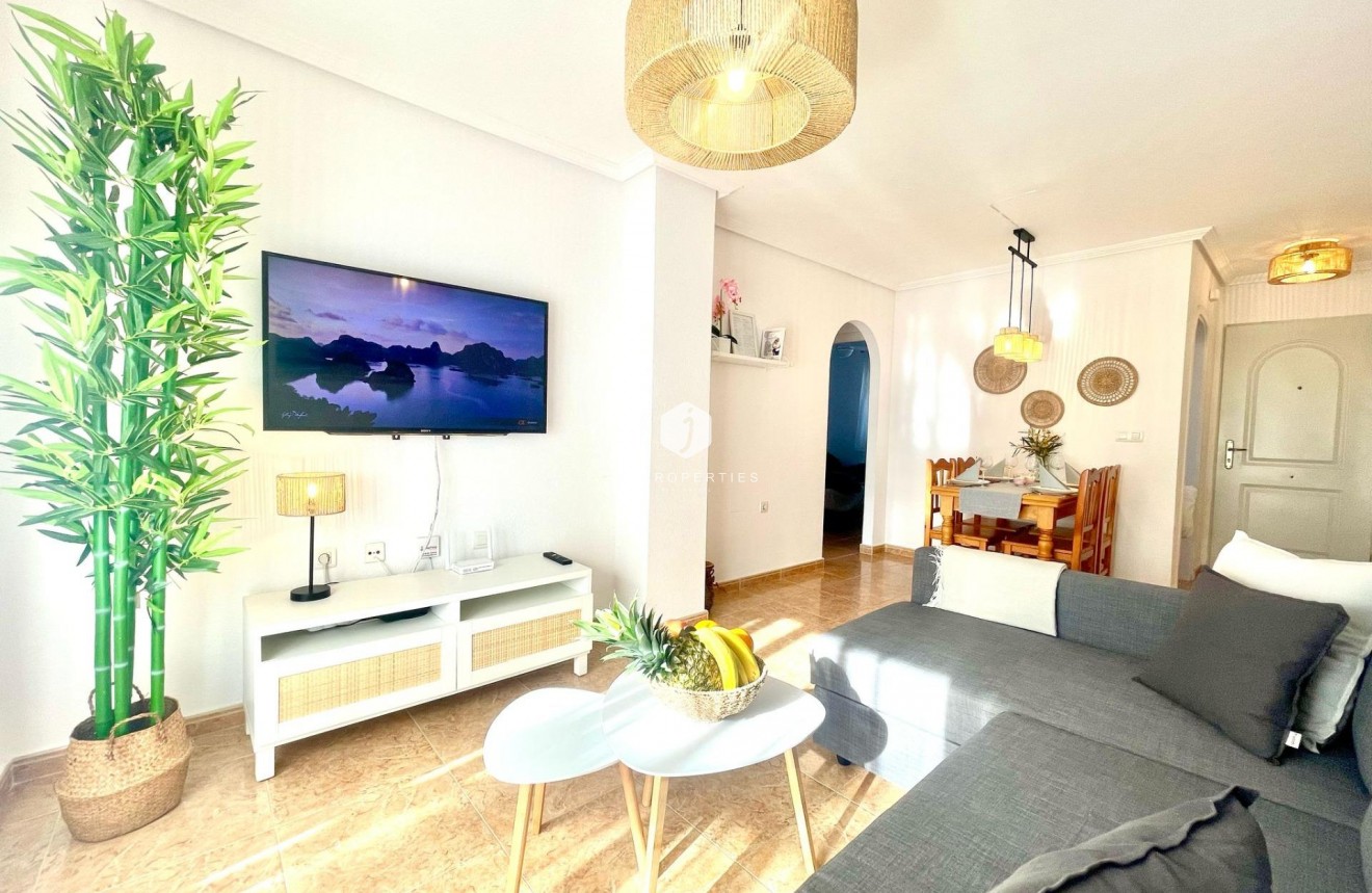 Segunda mano - Apartamento / piso -
Torrevieja - La Mata