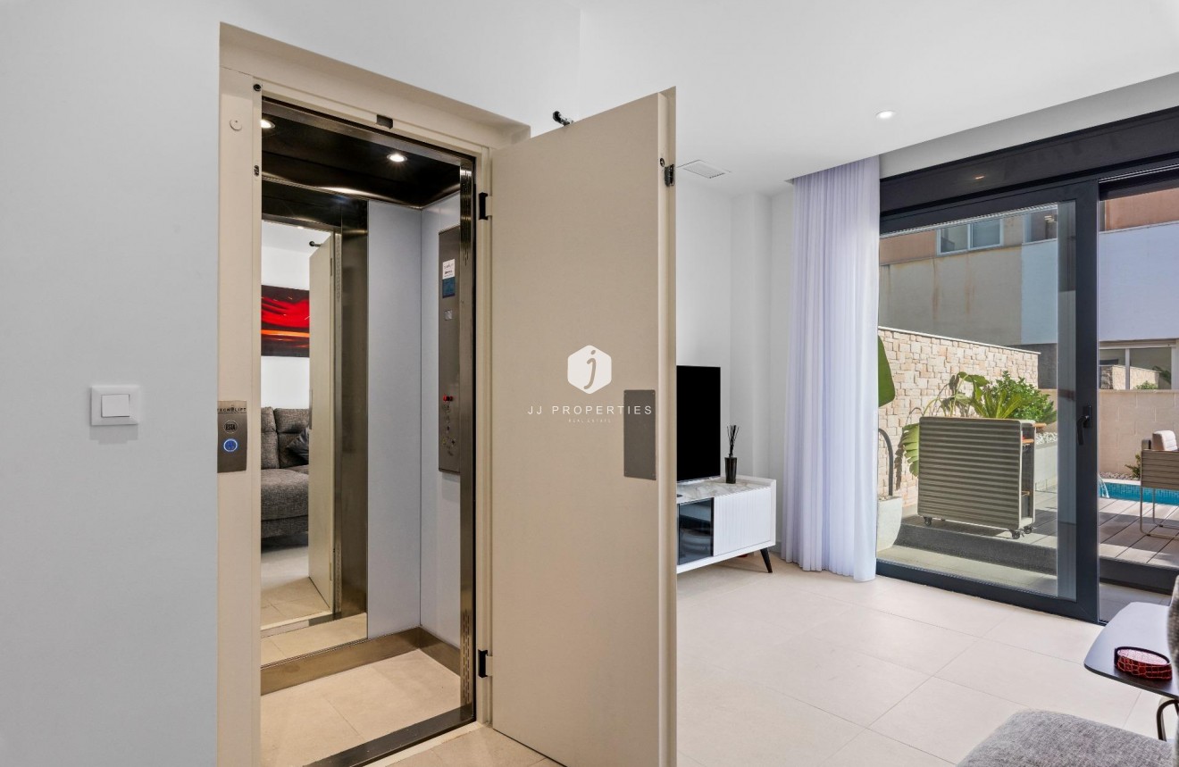 Segunda mano - Villa -
Guardamar del Segura - Guardamar