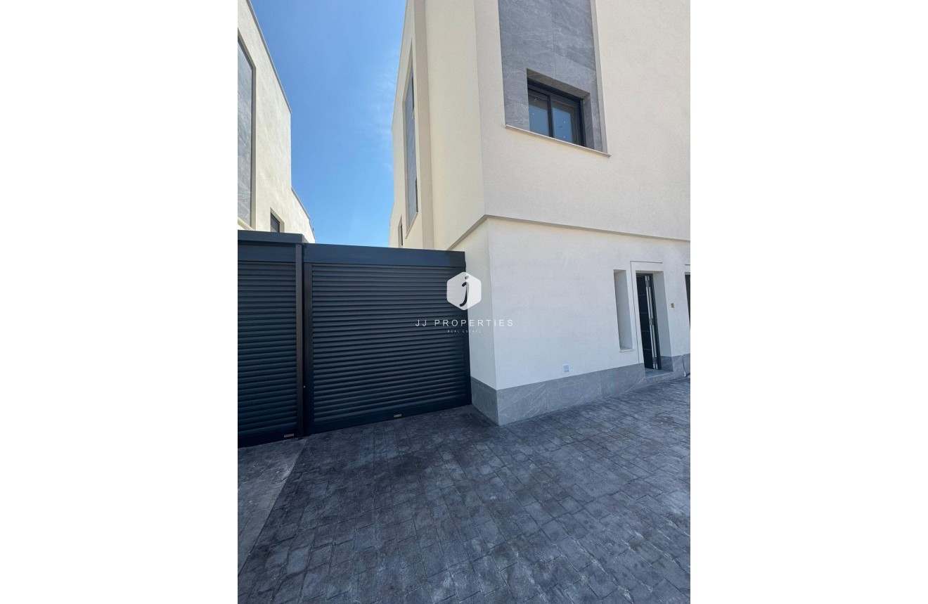 Segunda mano - Villa -
Guardamar del Segura - Guardamar