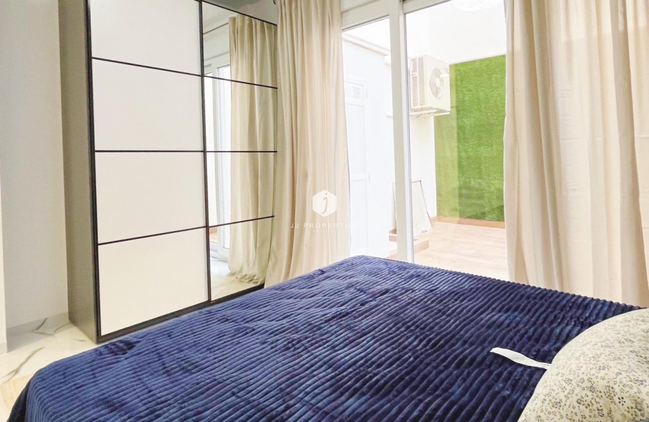 Segunda mano - Apartamento / piso -
Torrevieja - Playa del Cura